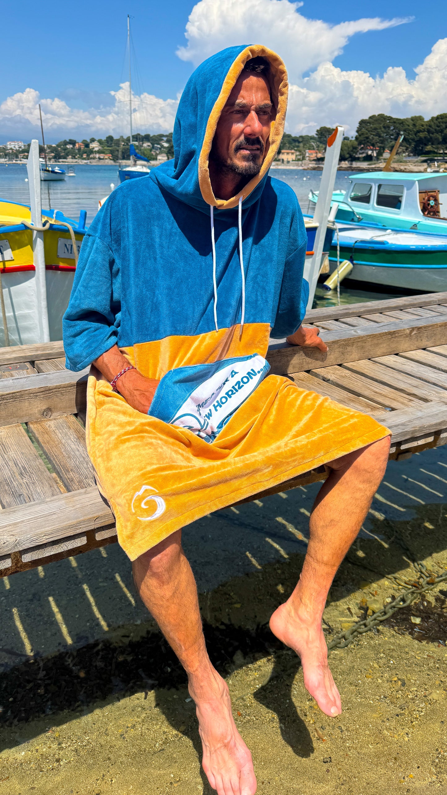 Poncho Tie and dye avec une grande poche HORIZON CLOTHING